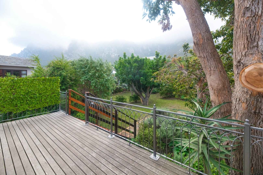 7 Bedroom Property for Sale in Voelklip Western Cape
